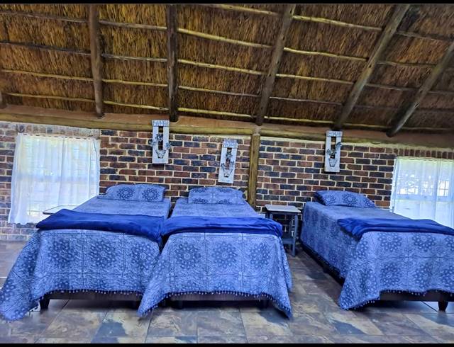 3 BEDROOM GUEST HOUSE FOR SALE IN PENDALE